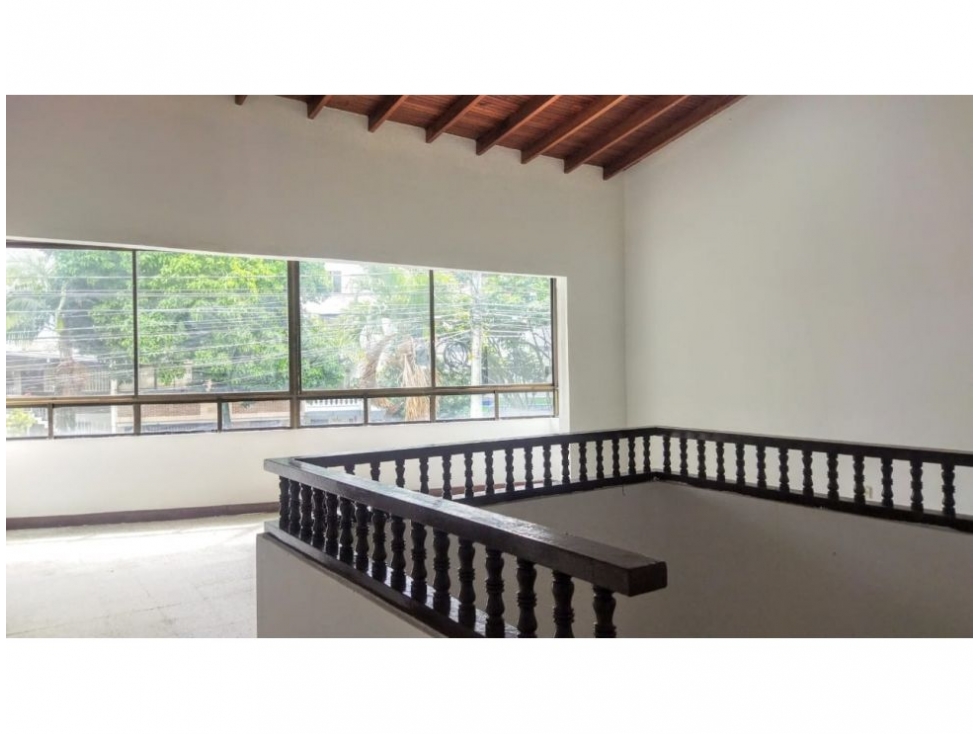 CASA UNIFAMILIAR EN VENTA LAURELES — foto 5