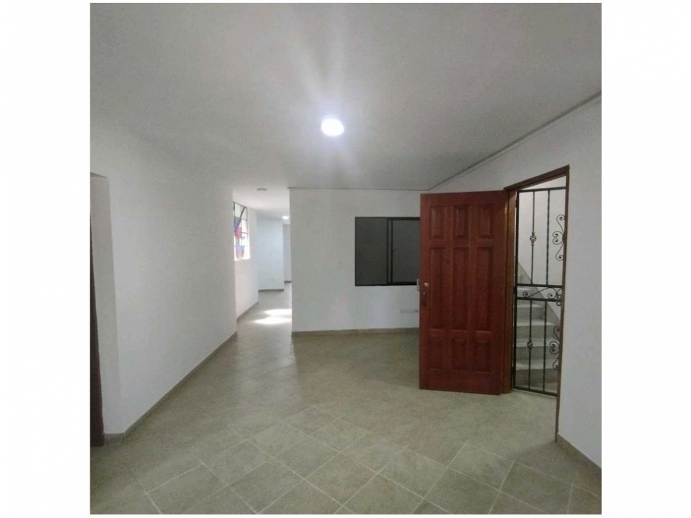 CASA EN VENTA EDIFICIO.PH ENVIGADO LA MAGNOLIA 2 PISO