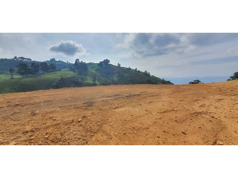 LOTE EN VENTA UBICADO EN SAN PEDRO DE LOS MILAGROS — foto 5