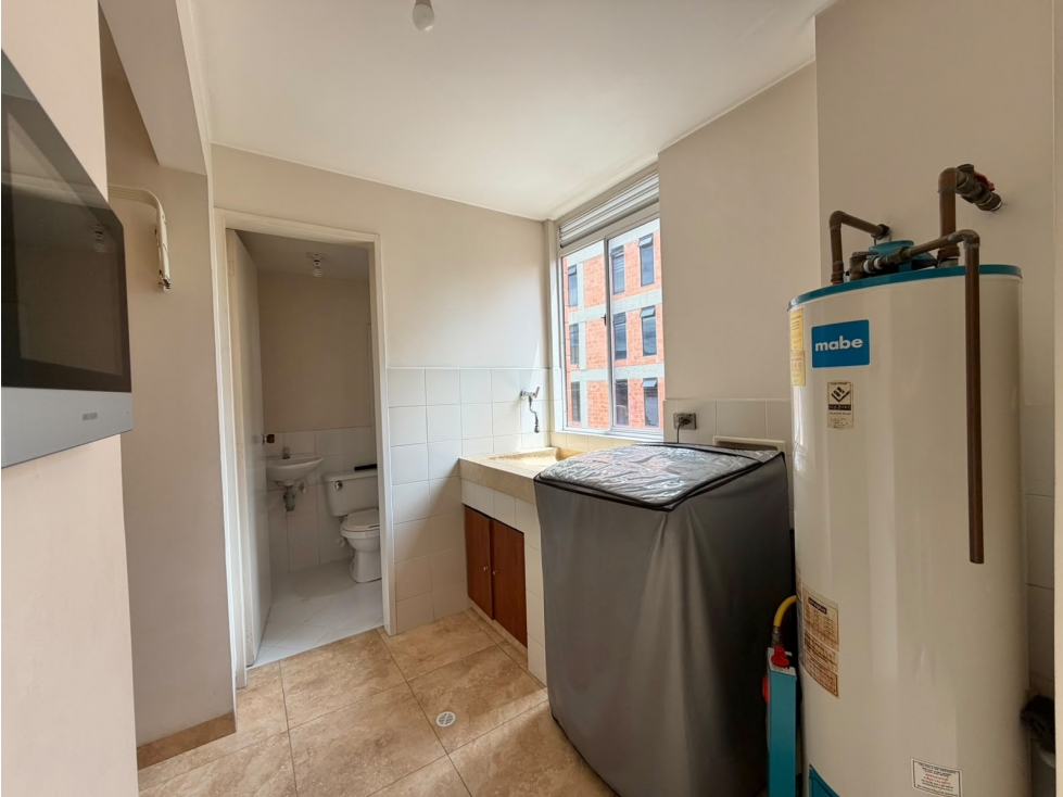 AMPLIO APARTAMENTO EN VENTA UBICADO EN LAURELES SECTOR CONQUISTADORES — foto 6