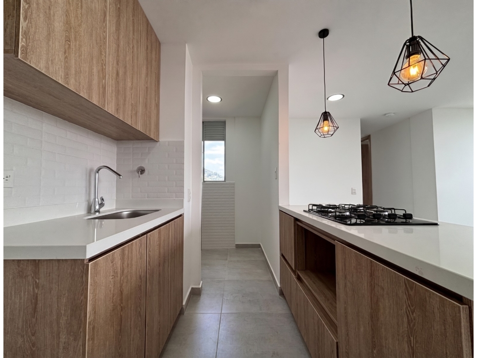 APARTAMENTO EN VENTA EN ITAGÜÍ SECTOR DITAIRES — foto 5