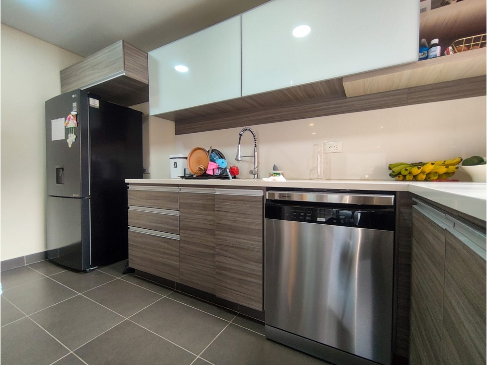 APARTAMENTO EN VENTA UBICADO EN ENVIGADO SECTOR LOMA DE LAS BRUJAS — foto 5