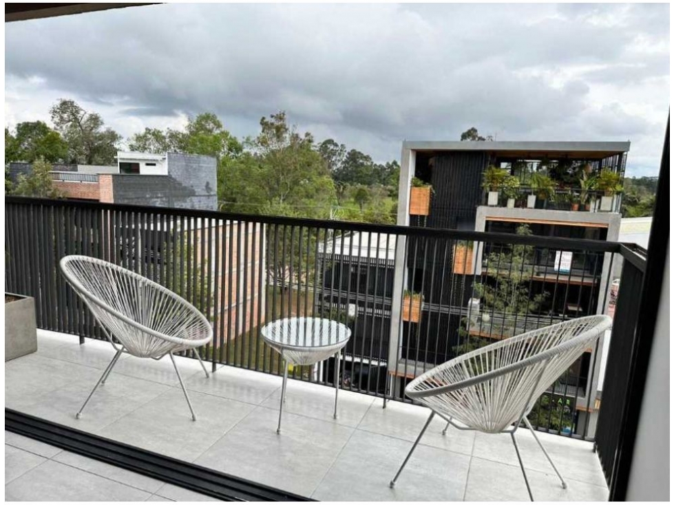 EDIFICIO EN VENTA SECTOR ALTOS DEL POBLADO LLANOGRANDE - 6
