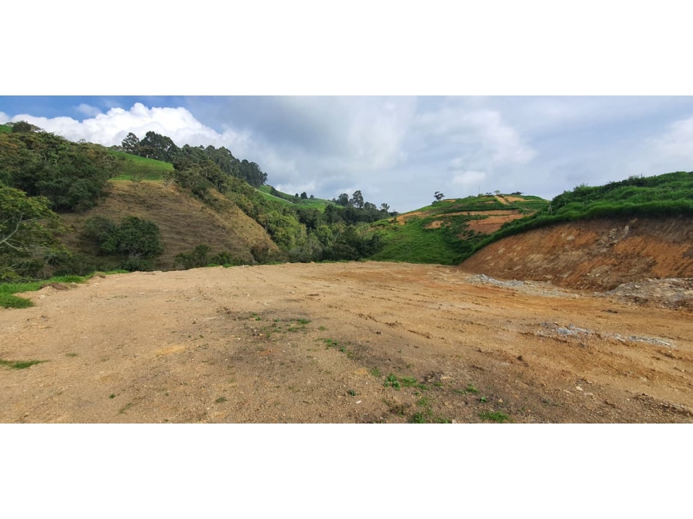 LOTE EN VENTA UBICADO EN SAN PEDRO DE LOS MILAGROS — foto 6