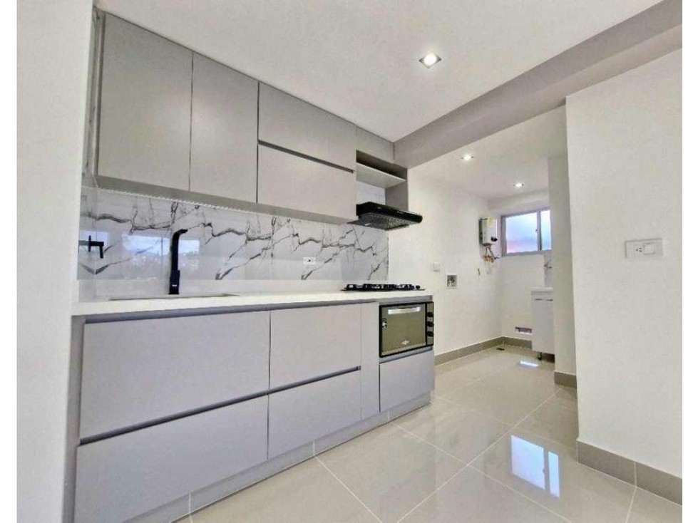 APARTAMENTO REMODELADO EN VENTA UBICADO EN ENVIGADO BARRIO MESA — foto 3