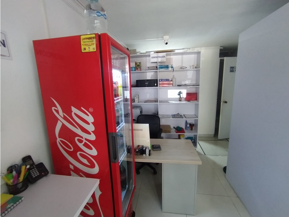 VENTA DE CASA COMERCIAL EN PRIMER PISO SECTOR ESTADIO — foto 5