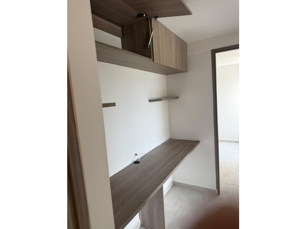(V.I) APARTAMENTO EN VENTA UBICADO EN ITAGUI SECTOR LOS GOMEZ — foto 4