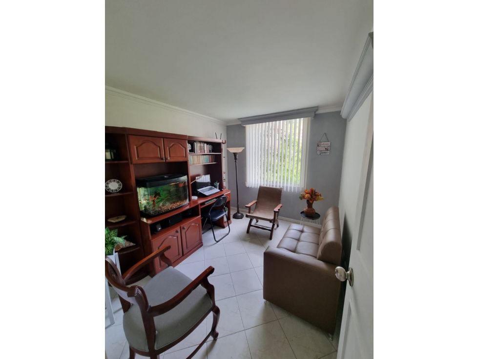 APARTAMENTO EN VENTA SECTOR LOMA DE SAN JULIÁN EL POBLADO — foto 2