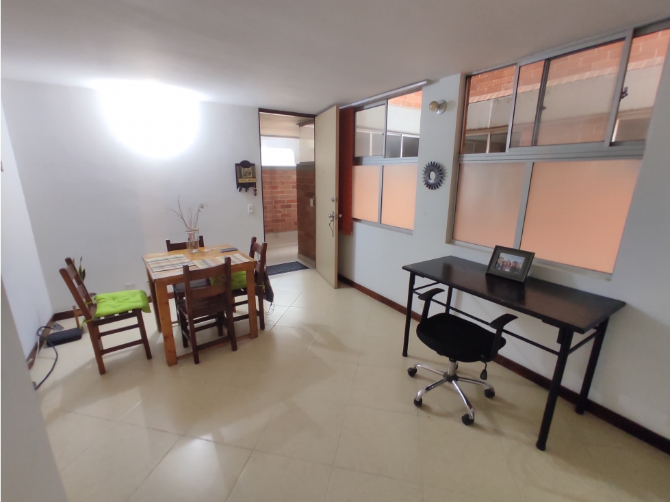VENTA DE APARTAMENTO EN FLORIDA NUEVA, EXCELENTE UBICACIÓN — foto 3
