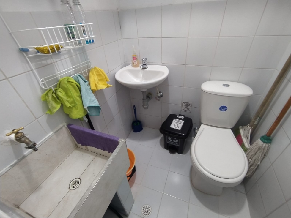 VENTA DE CASA COMERCIAL EN PRIMER PISO SECTOR ESTADIO — foto 6