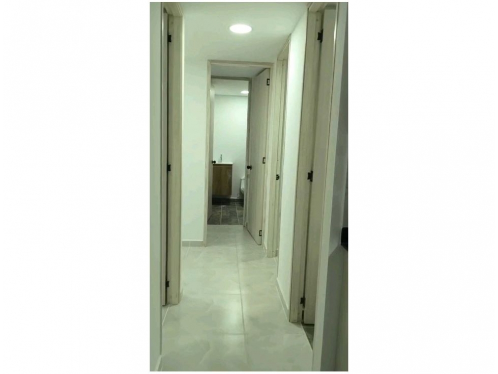 APARTAESTUDIOS EN VENTA CENTRO DE ITAGUI SOBRE PLANOS — foto 3
