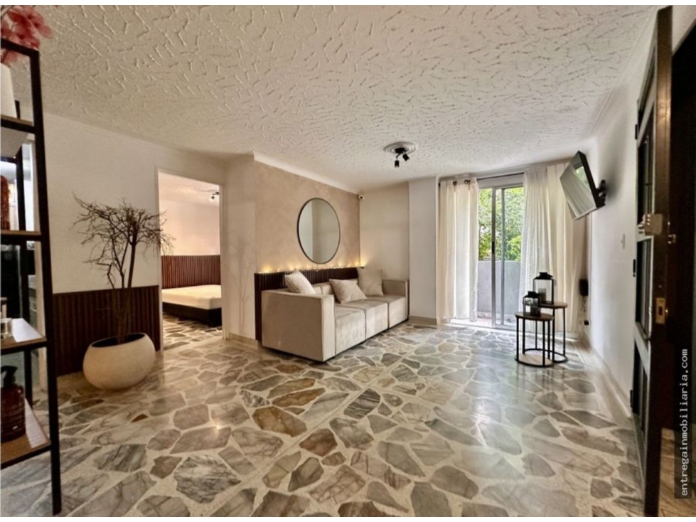 (V.I) AMPLIO APARTAMENTO PARA LA VENTA UBICADO EN LAURELES — foto 2