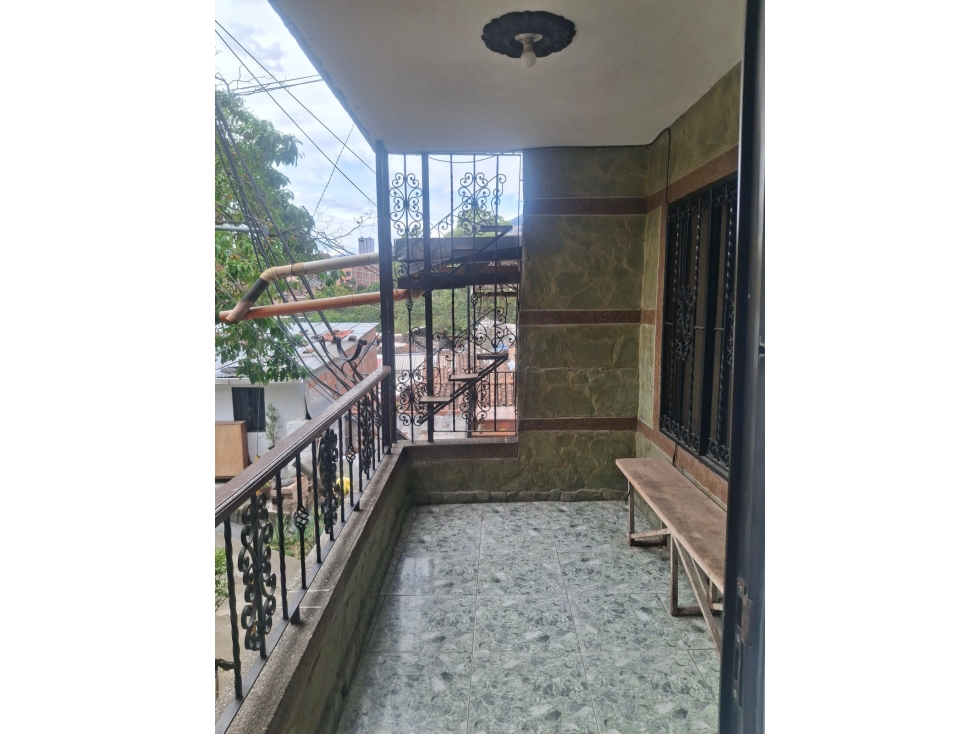 (V.I) APARTAMENTO EN VENTA UBICADO EN MEDELLIN SECTOR BUENOS AIRES — foto 5