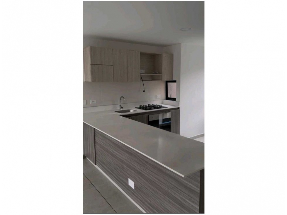 (V.I) APARTAMENTO EN VENTA UBICADO EN ENVIGADO SECTOR CAMINO VERDE — foto 3