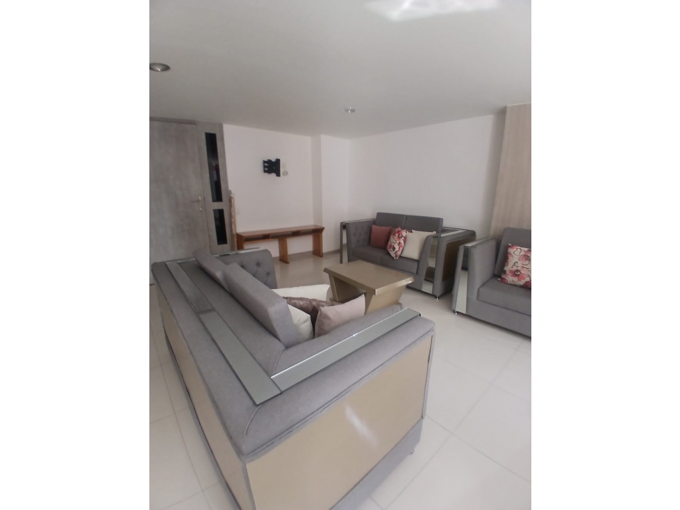 (V.I) APARTAMENTO EN VENTA UBICADO EN LA CASTELLANA — foto 3