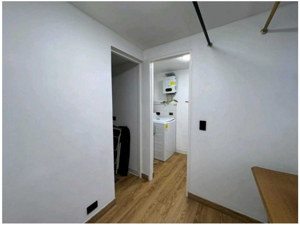 VENTA APARTAMENTO CON PARQUEADERO EN MEDELLÍN LAURELES PRIMER PARQUE — foto 5
