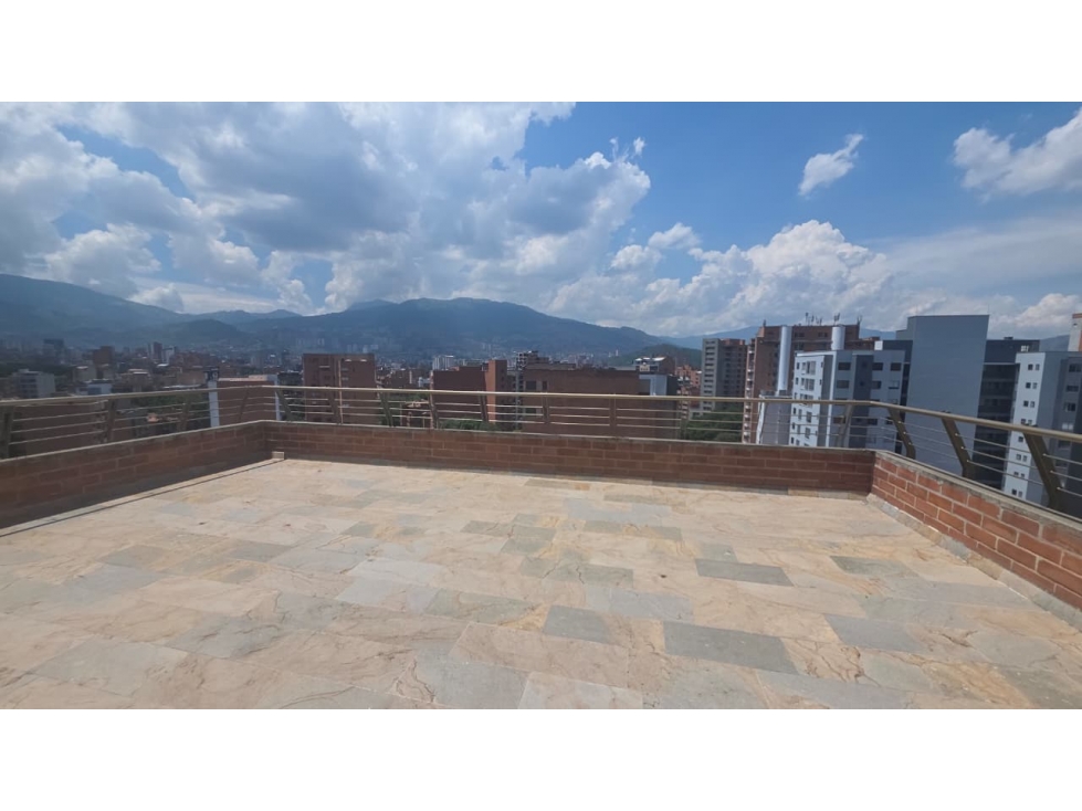 (V.I) PENTHOUSE UBICADO EN LAURELES SECTOR CONQUISTADORES