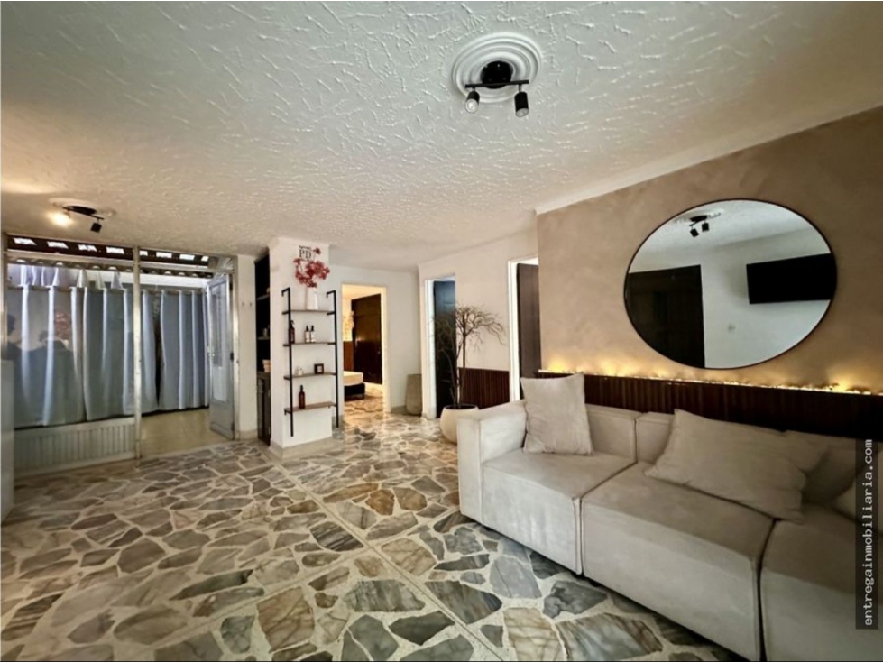 (V.I) AMPLIO APARTAMENTO PARA LA VENTA UBICADO EN LAURELES