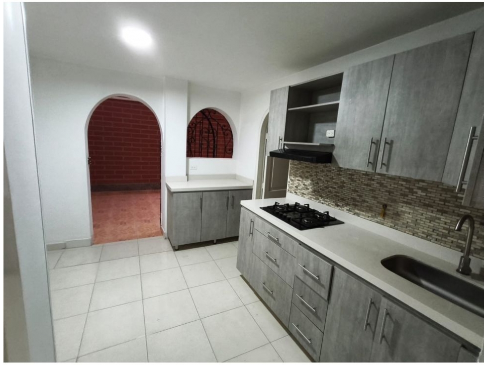 (V.I) APARTAMENTO EN VENTA EN EDIFICIO PH ENVIGADO BARRIO EL PORTAL