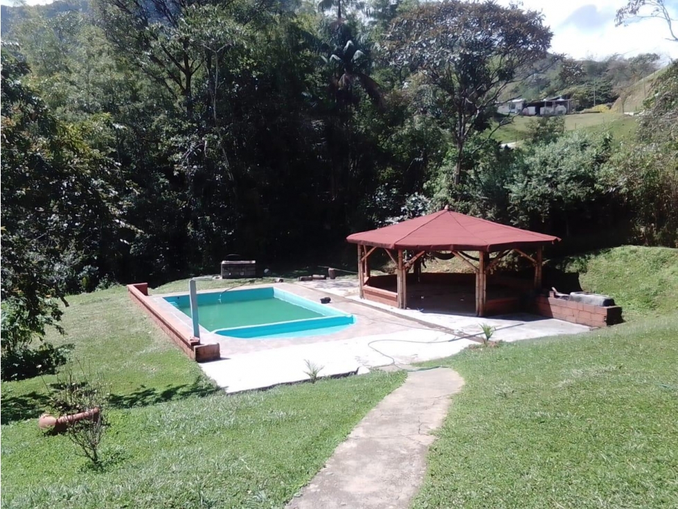 FINCA EN VENTA UBICADA EN COCORNÁ VEREDA LOS CEDROS - 4