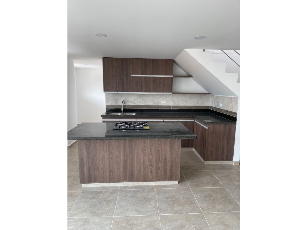 APARTAMENTO CON TERRAZA PRIVADA SECTOR LAURELES PARA LA VENTA — foto 3
