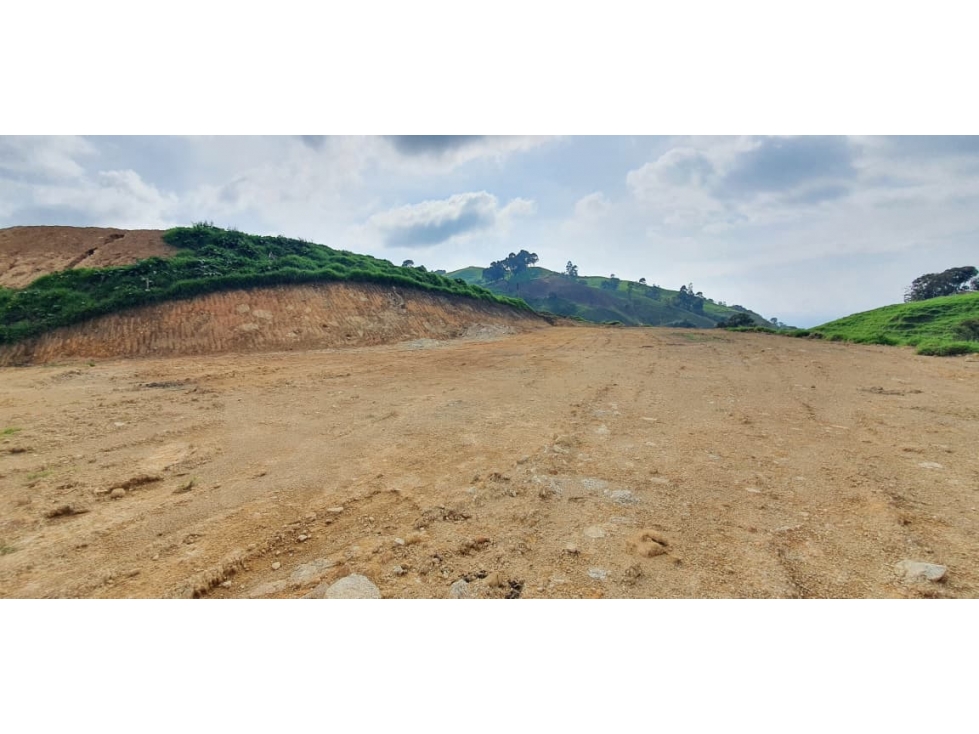 LOTE EN VENTA UBICADO EN SAN PEDRO DE LOS MILAGROS