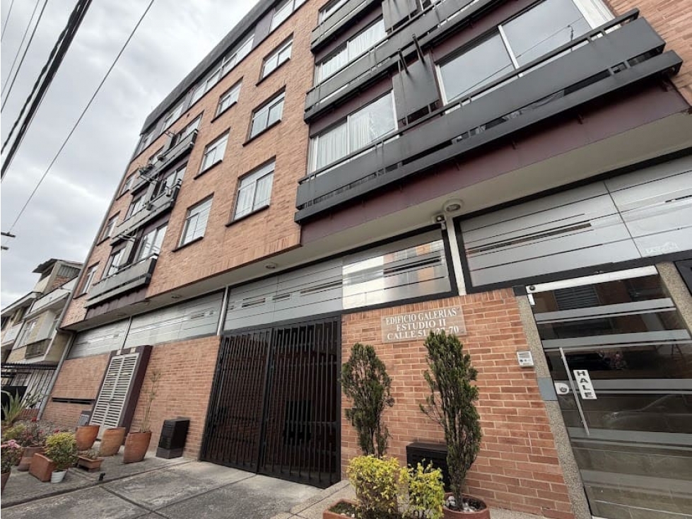 APARTAESTUDIO EN ARRIENDO CON PARQUEADERO, GALERIAS