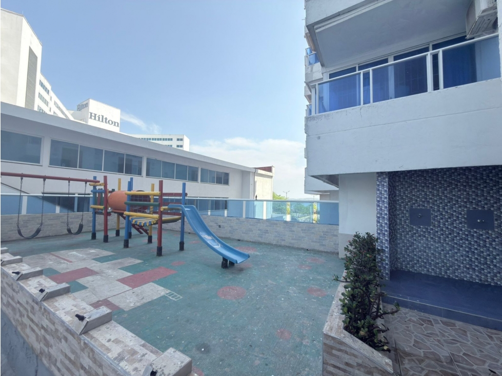 VENTA DE HERMOSO APARTAMENTO CON VISTA A LA PLAYA EN EL LAGUITO — foto 4