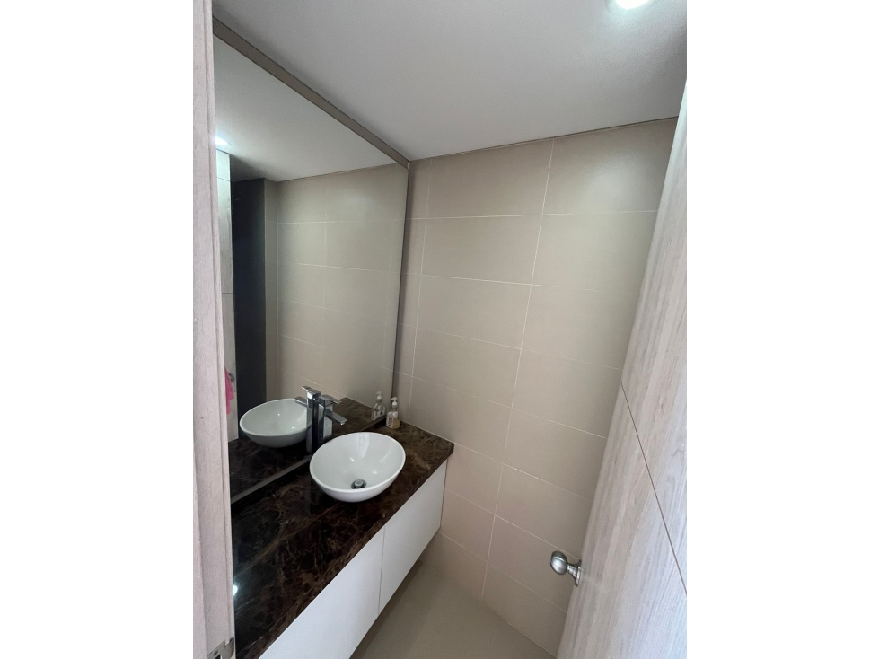 SE ARRIENDA O SE VENDE HERMOSO APARTAMENTO AMOBLADO — foto 6