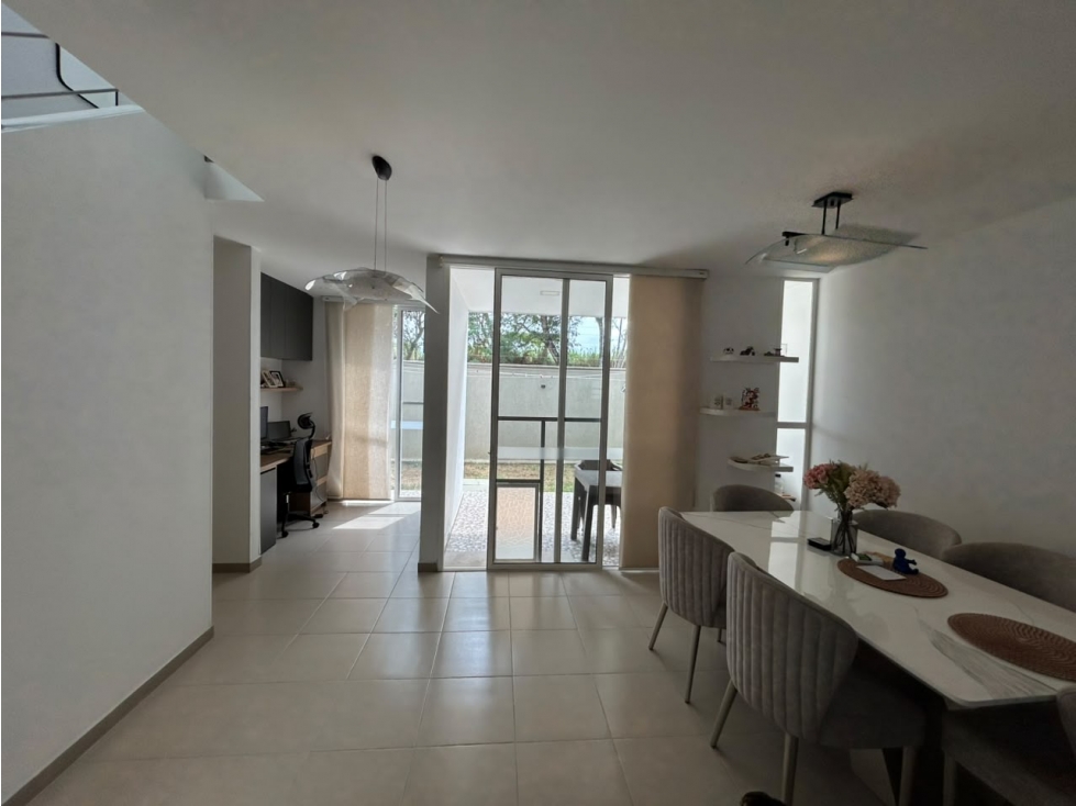 VENTA DE CASA EN EL CASTILLO, JAMUNDI 676. — foto 2