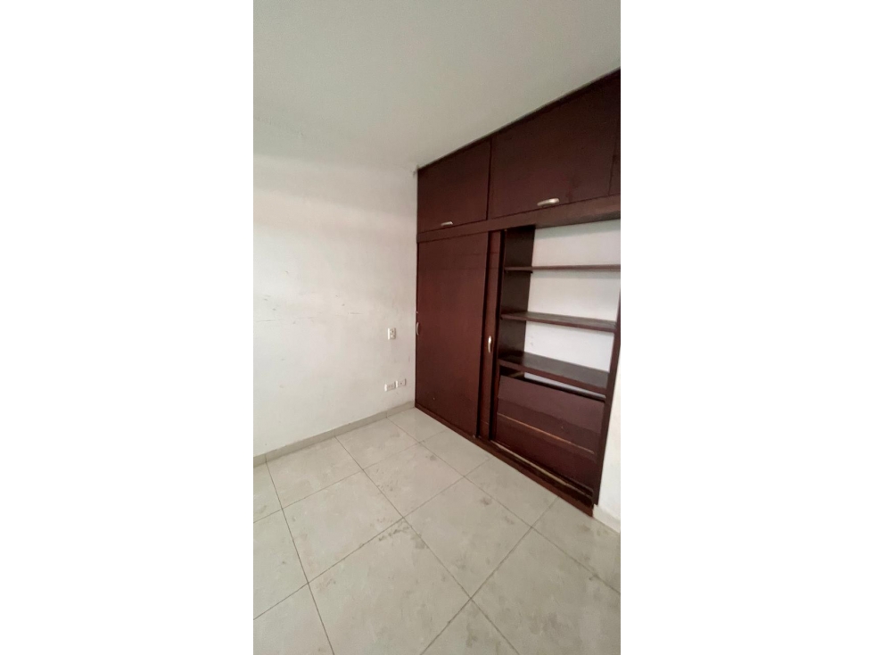 VENTA DE CASA EXTERNA EN CIUDAD 2000, SUR DE CALI 236. — foto 2