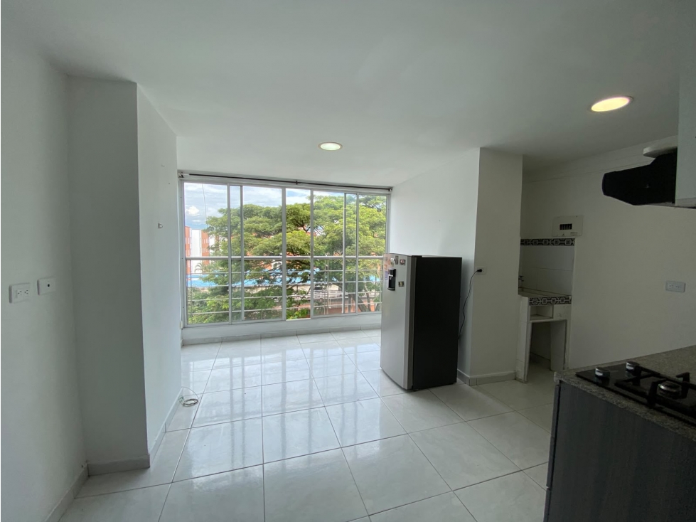 SE ALQUILA APARTAESTUDIO EN PRADOS DEL LIMONAR, SUR DE CALI 680. - 1