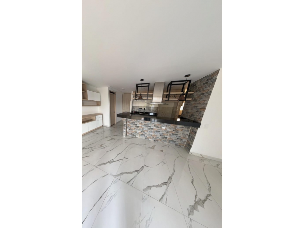 SE VENDE APARTAMENTO EN VALLE DEL LILI, SUR DE CALI 576.