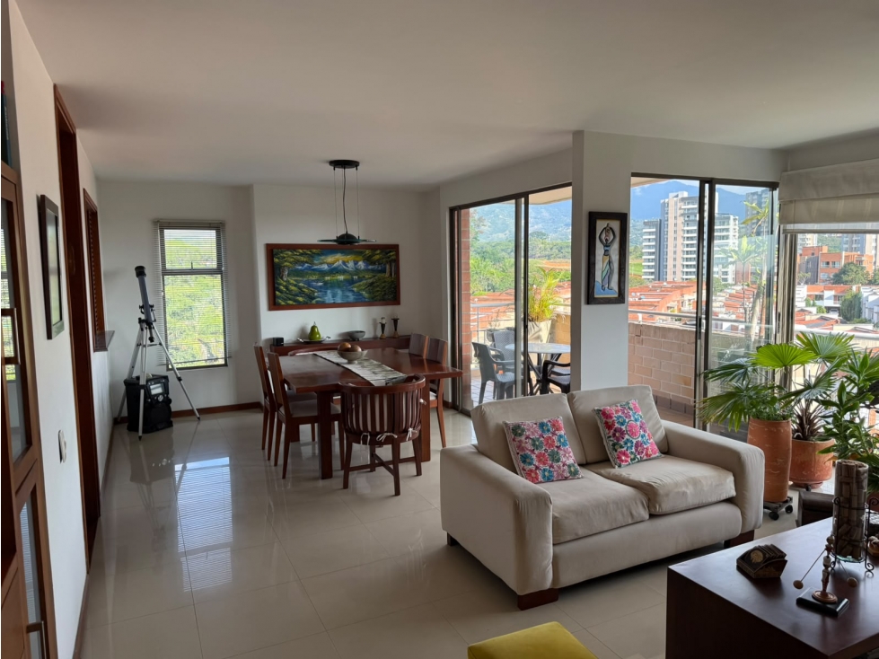 VENTA DE APARTAMENTO EN CIUDAD JARDÍN, SUR DE CALI 632.