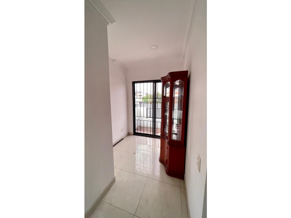VENTA DE CASA EXTERNA EN CIUDAD 2000, SUR DE CALI 236. — foto 3