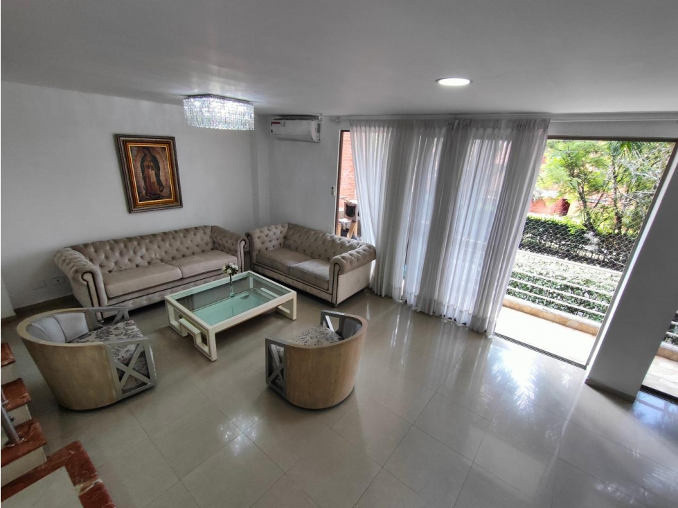 VENTA DE CASA EN CONDOMINIO EN CIUDAD JARDIN, SUR DE CALI 522.