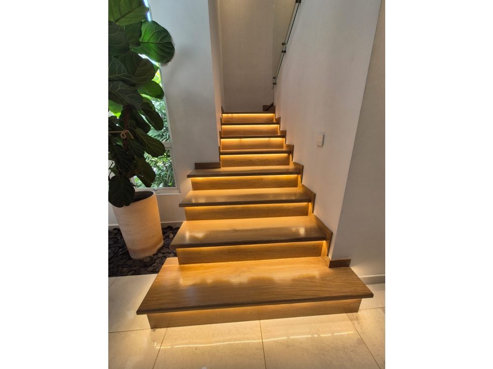 VENTA DE CASA EN EL CASTILLO, JAMUNDI 669. — foto 3