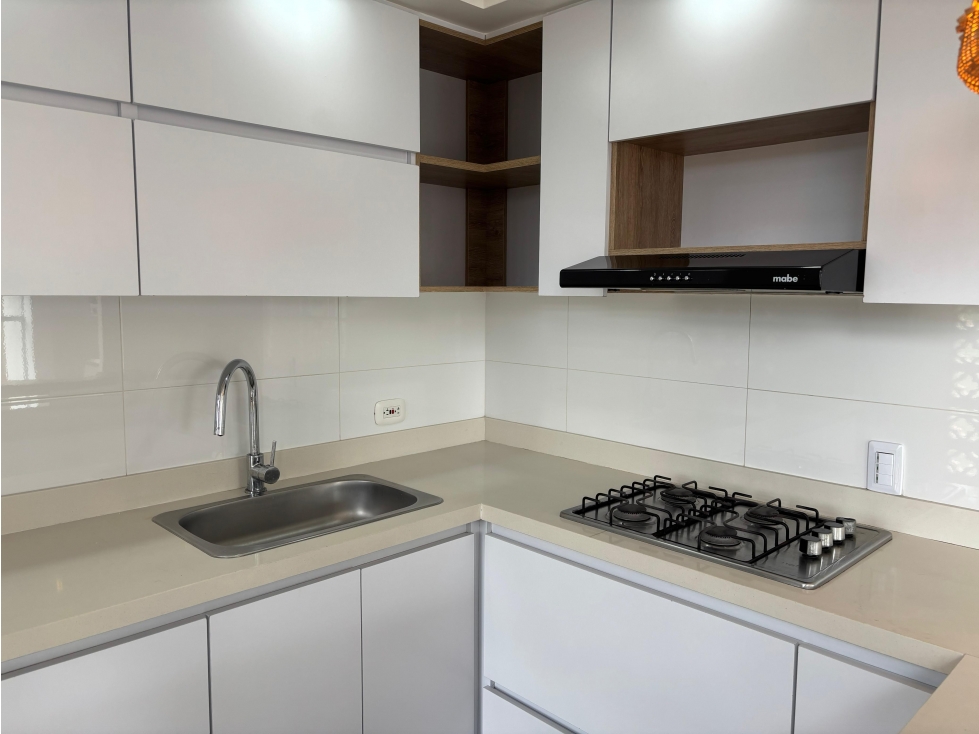 ALQUILER DE APARTAMENTO EN VALLE DEL LILI, SUR DE CALI 419. - 2