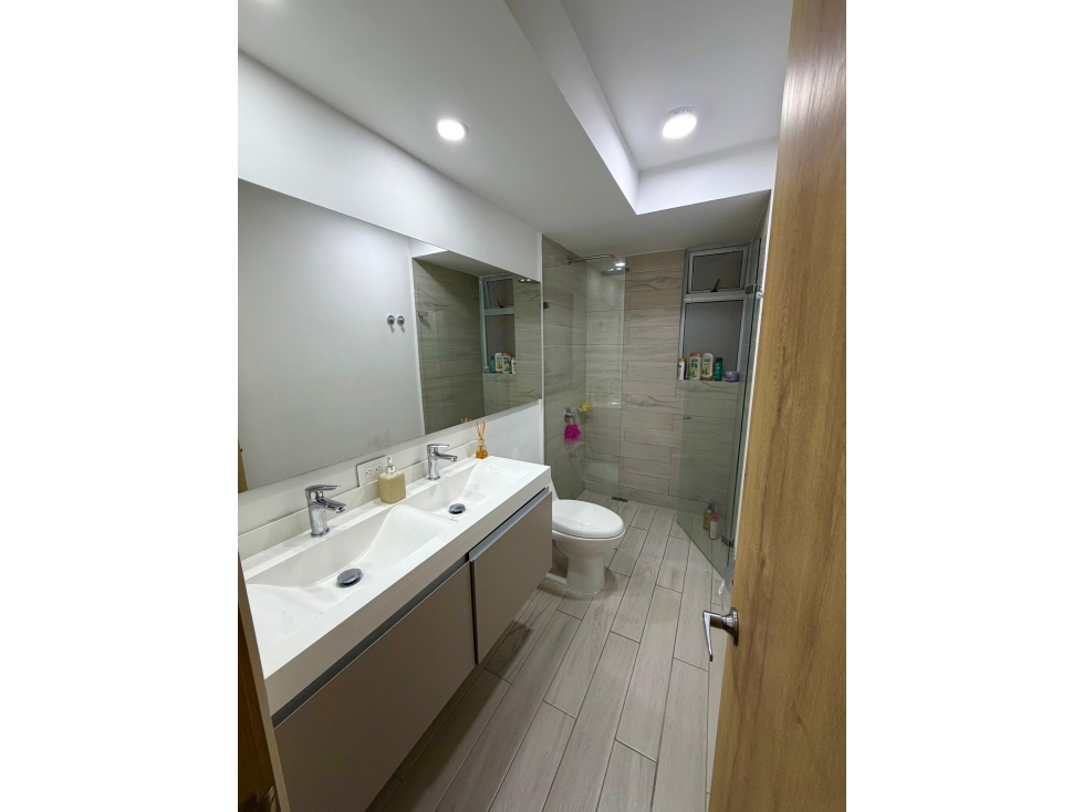 SE VENDE APARTAMENTO EN BELLAVISTA, OSTE DE CALI 580. — foto 4