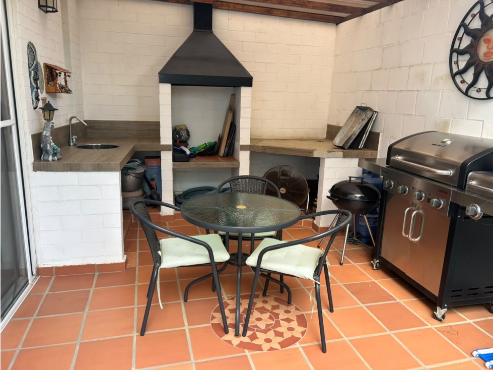 VENTA DE CASA EN EL CASTILLO, JAMUNDI 675. — foto 4