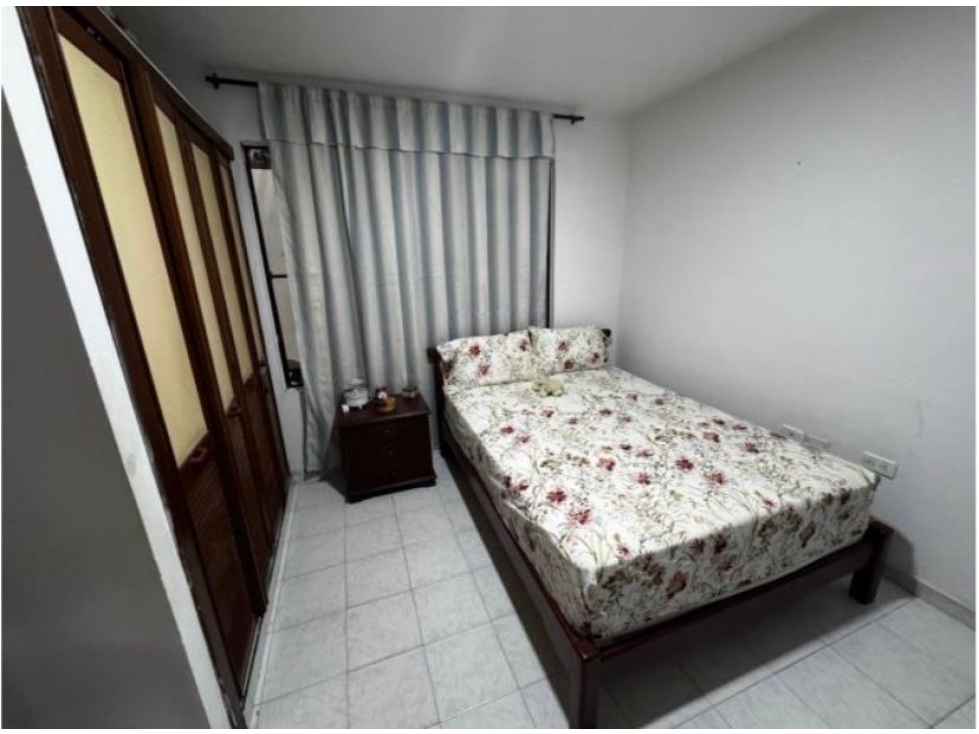 SE VENDE CASA EN JOSE HOLGUÍN GARCES, ORIENTE DE CALI 556. — foto 5