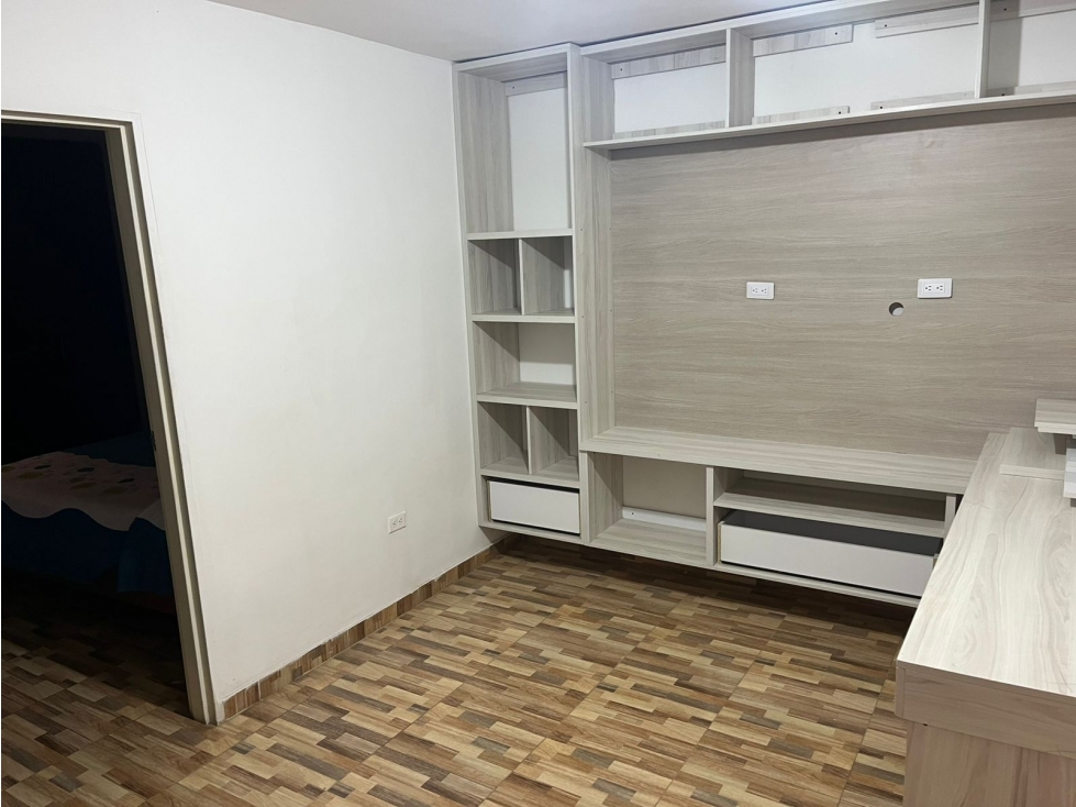 VENTA DE CASA EXTERNA EN CIUDAD 2000, SUR DE CALI 587.