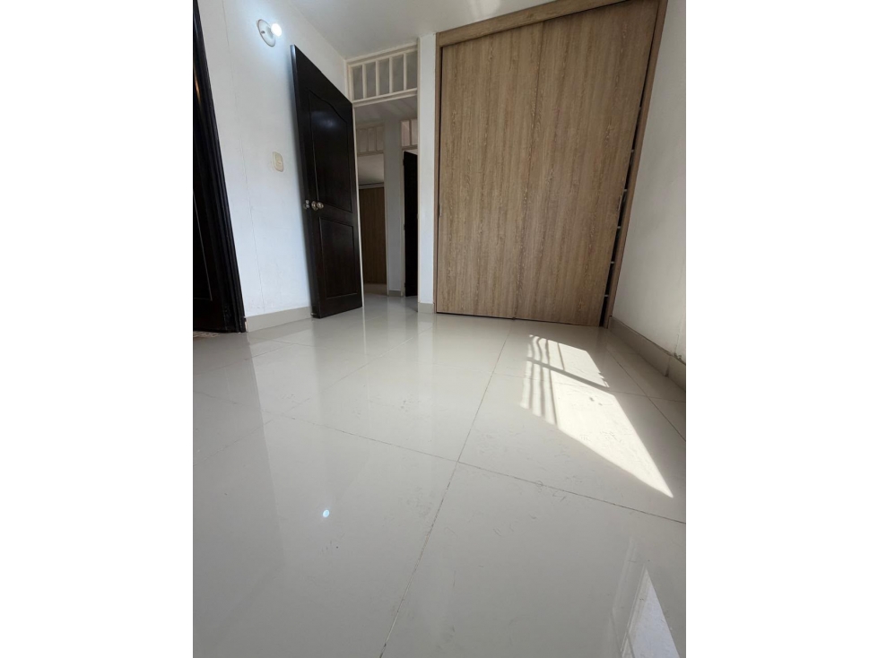 SE VENDE APARTAMENTO EN TORRES DE COMFANDI, NORTE DE CALI 661. — foto 4
