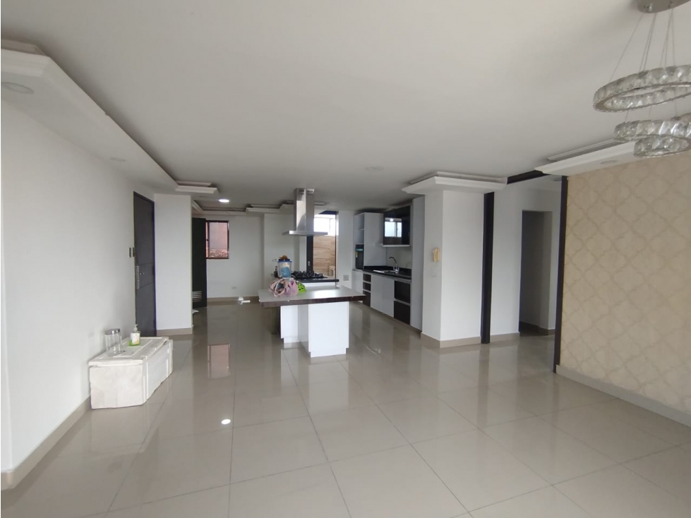 SE VENDE APARTAMENTO EN PRADOS DEL NORTE, NORTE DE CALI 674. — foto 4