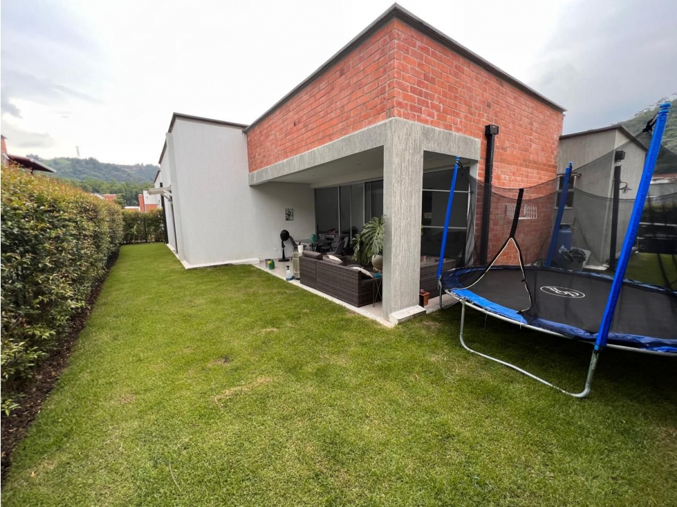 VENTA DE CASA EN CONDOMINIO EN VERDE HORIZONTE, JAMUNDI 170. — foto 2