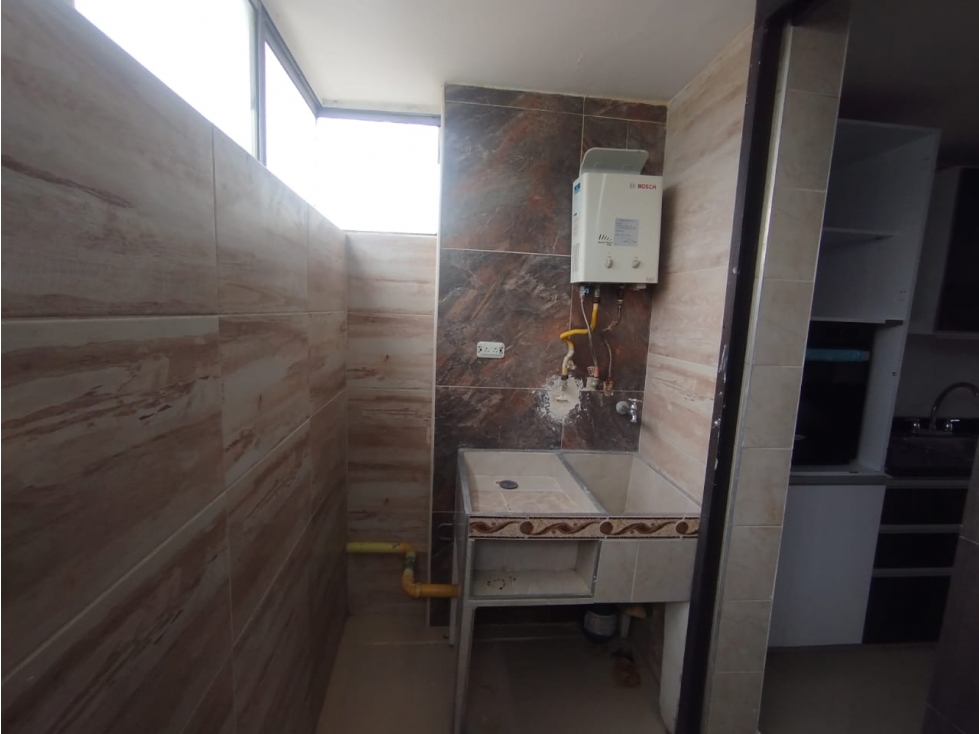 SE VENDE APARTAMENTO EN PRADOS DEL NORTE, NORTE DE CALI 674. — foto 6