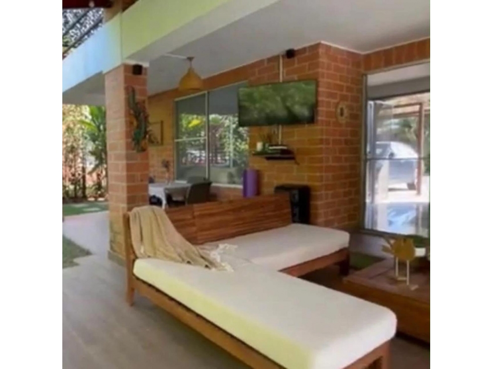 VENTA DE CASA EN LAS MERCEDES, JAMUNDI 684. — foto 2