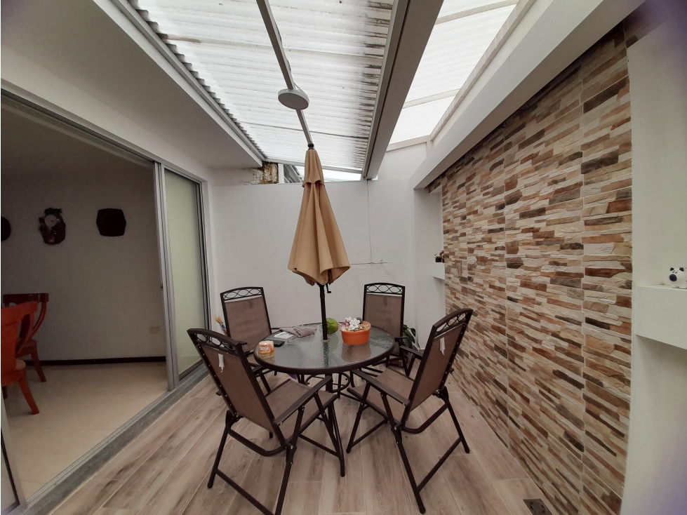 VENDO CASA SECTOR NORTE — foto 6