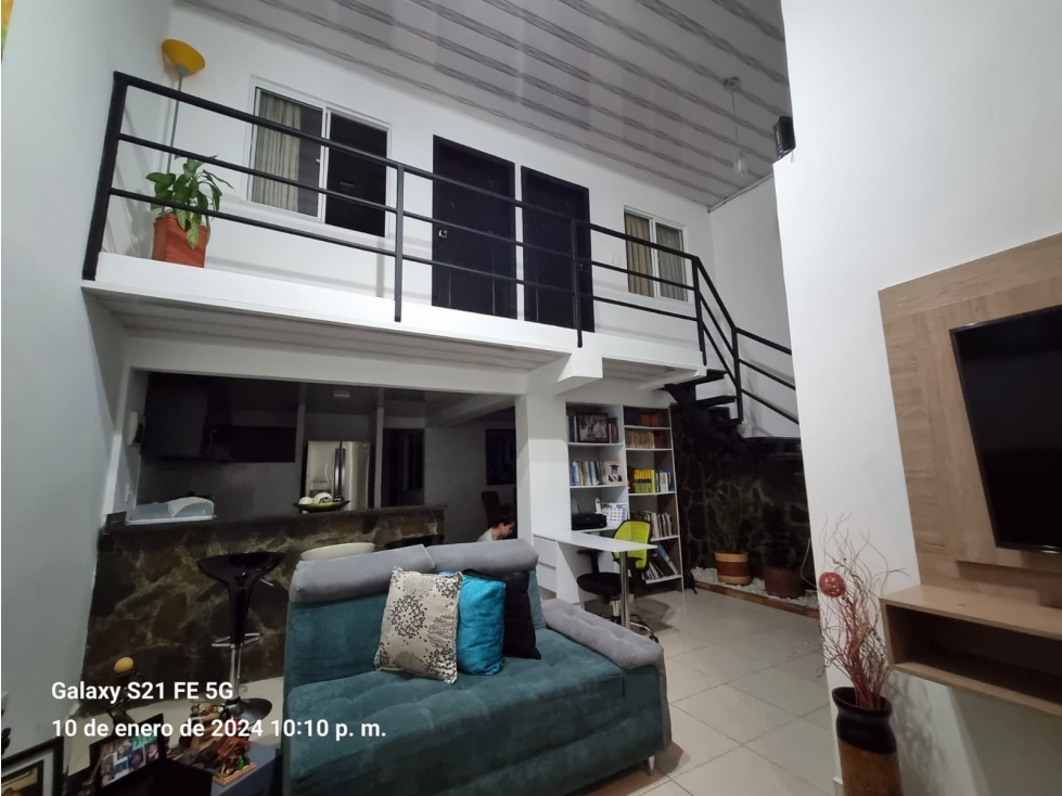 SE VENDE CASA EN MERCEDES DEL NORTE