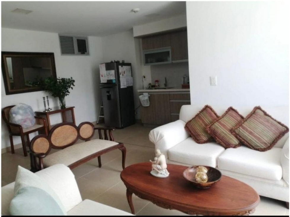 VENDO APARTAESTUDIO EN EL NORTE